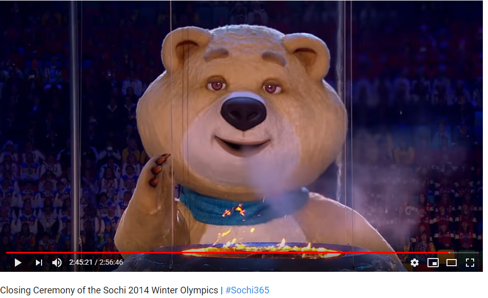 L ours eteint la flamme olympique sochi 2014